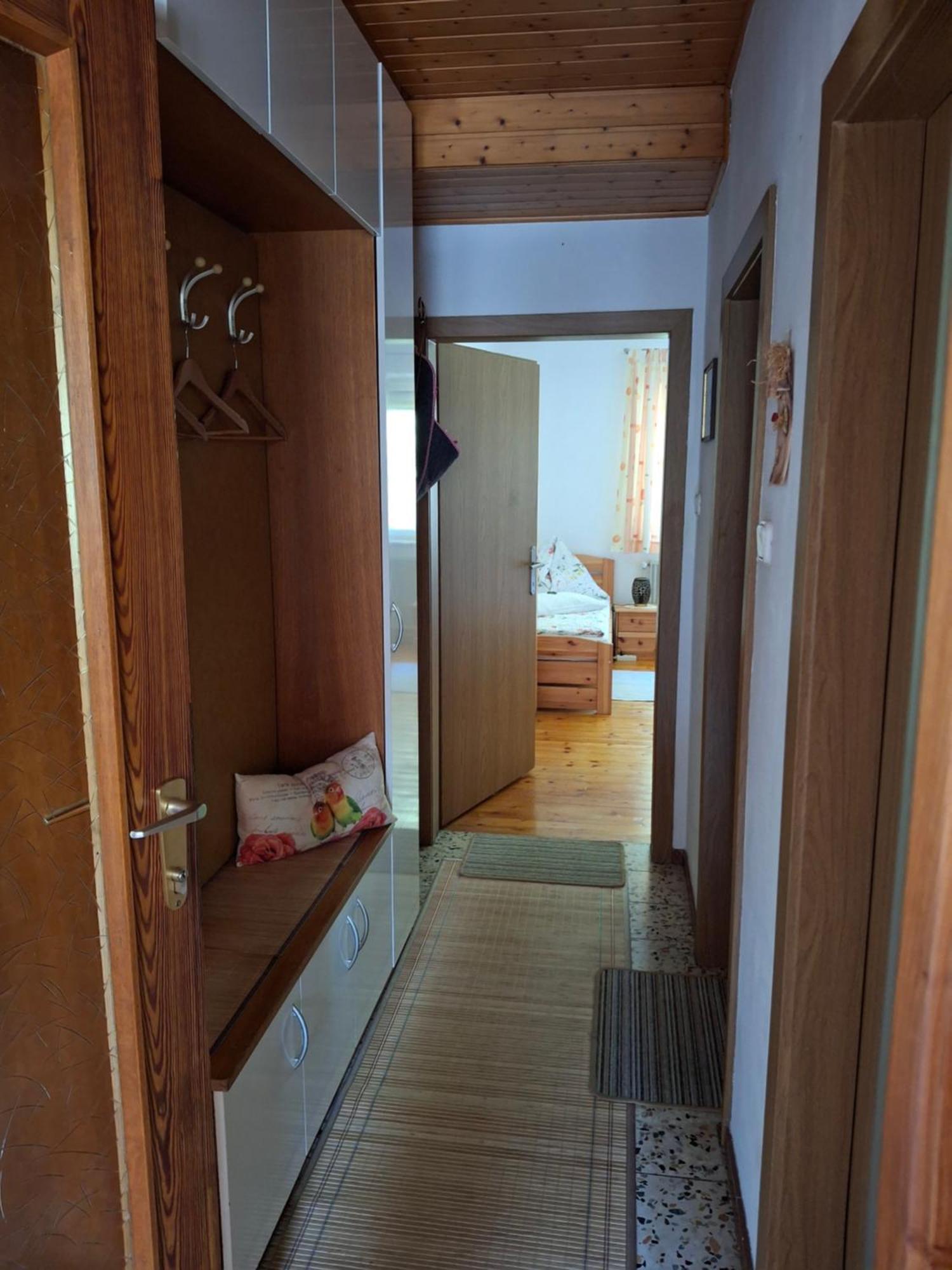 Maria'S Ferienwohnung Laakirchen Bagian luar foto